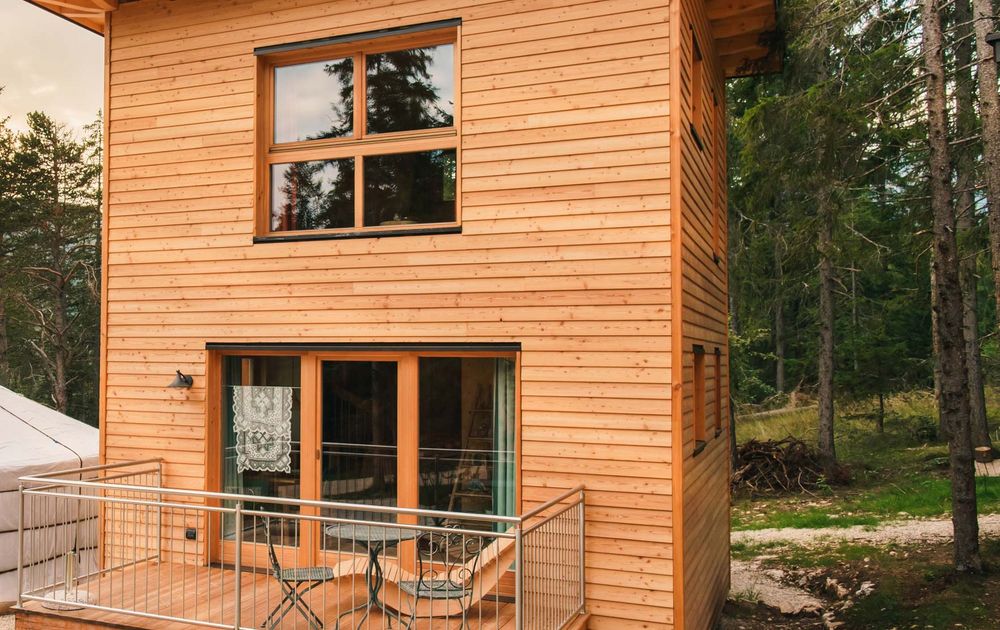 Außenansicht Chalet UNO feliZitas Waldchalet St. Felix Südtirol
