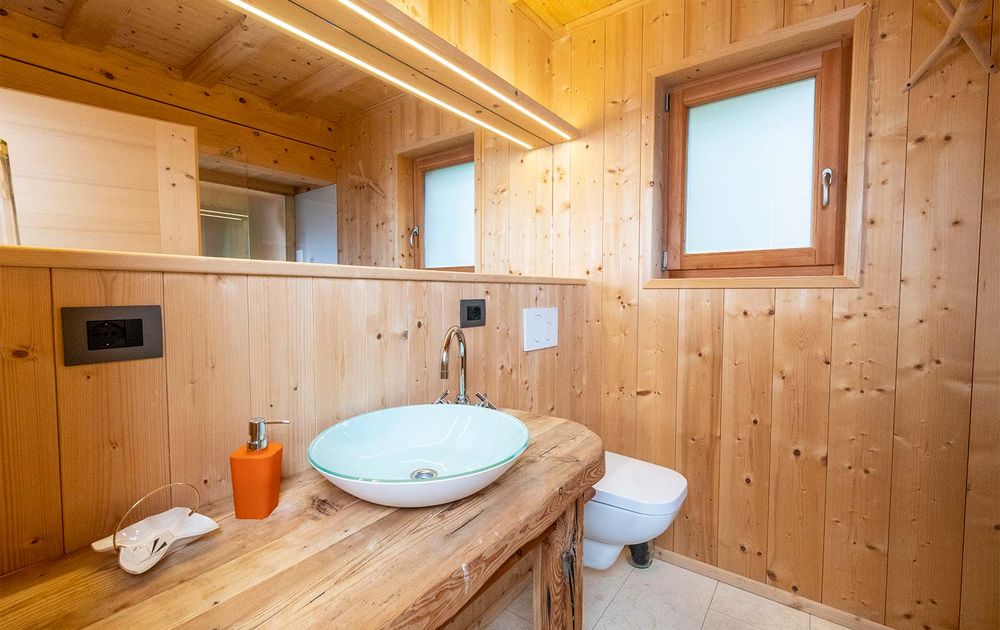 Badezimmer Chalet KAROM Waschbecken
